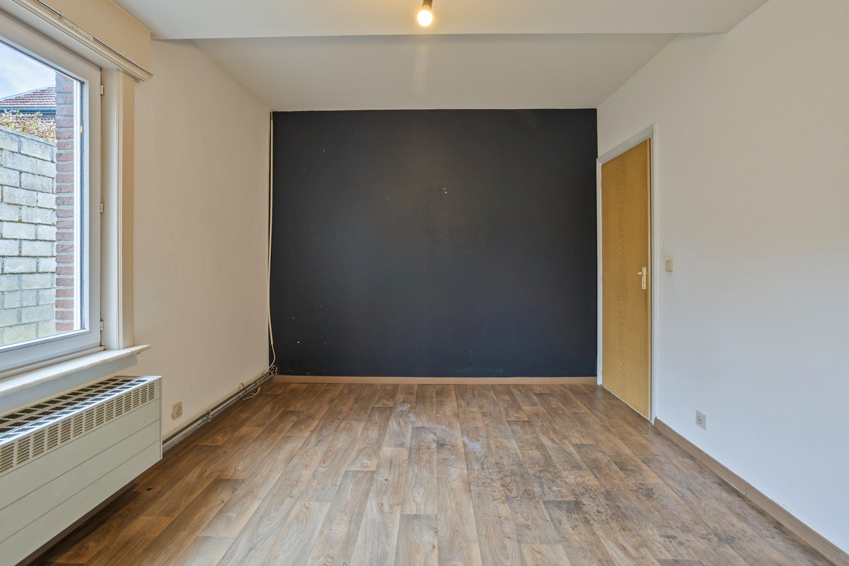 Open bebouwing met 3 slaapkamers, tuin en 2 garages op een perceel van 1108 m² in Haasrode! – EPC 363 kWh/m² - bewoonbare opp. 196 m² 