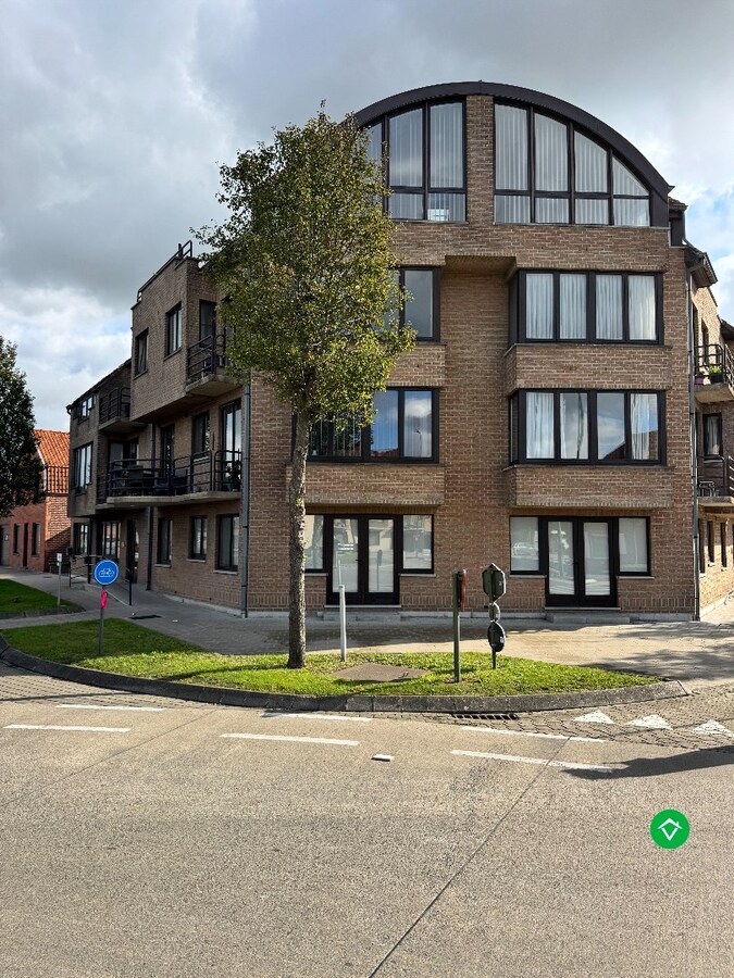 Gelijkvloers appartement met 2 slaapkamers in hartje Koekelare 