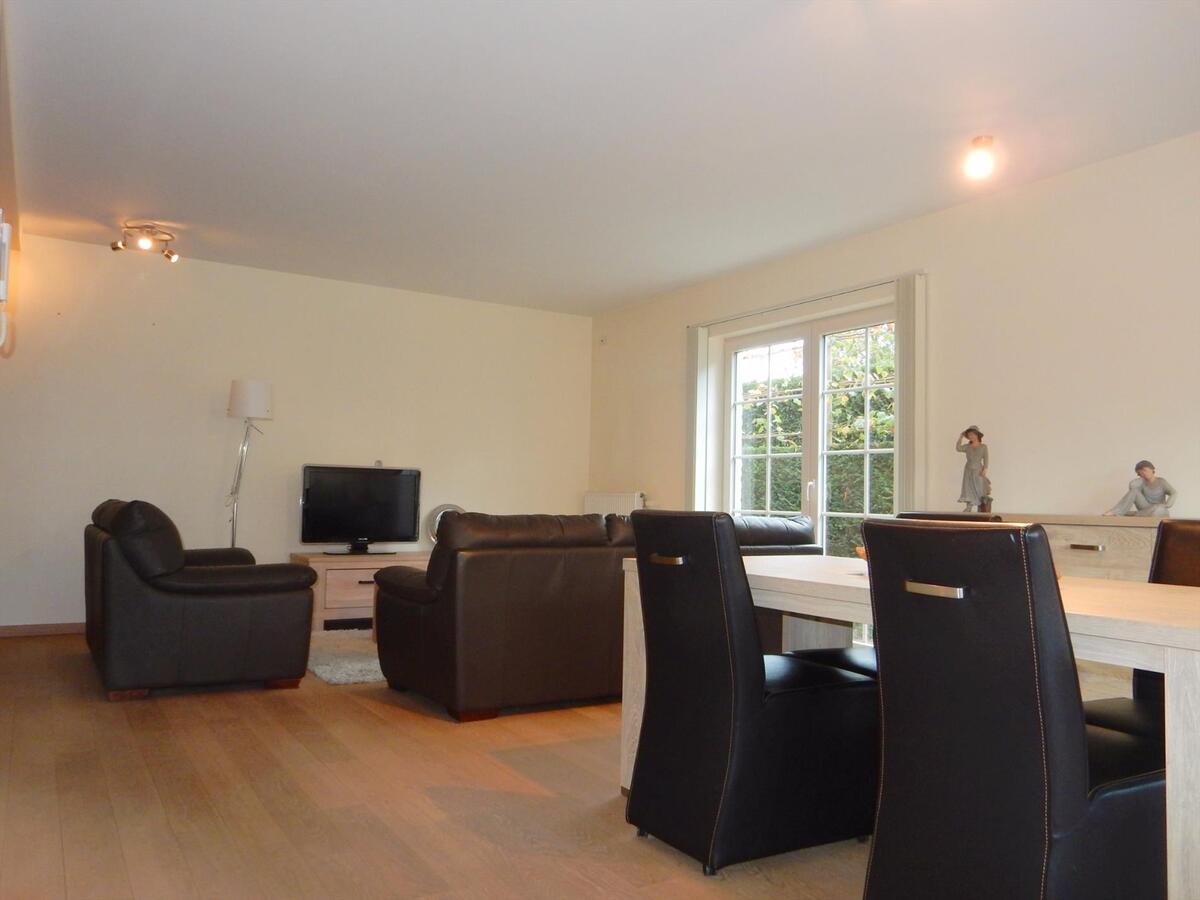 Gelijkvloers appartement met tuin 