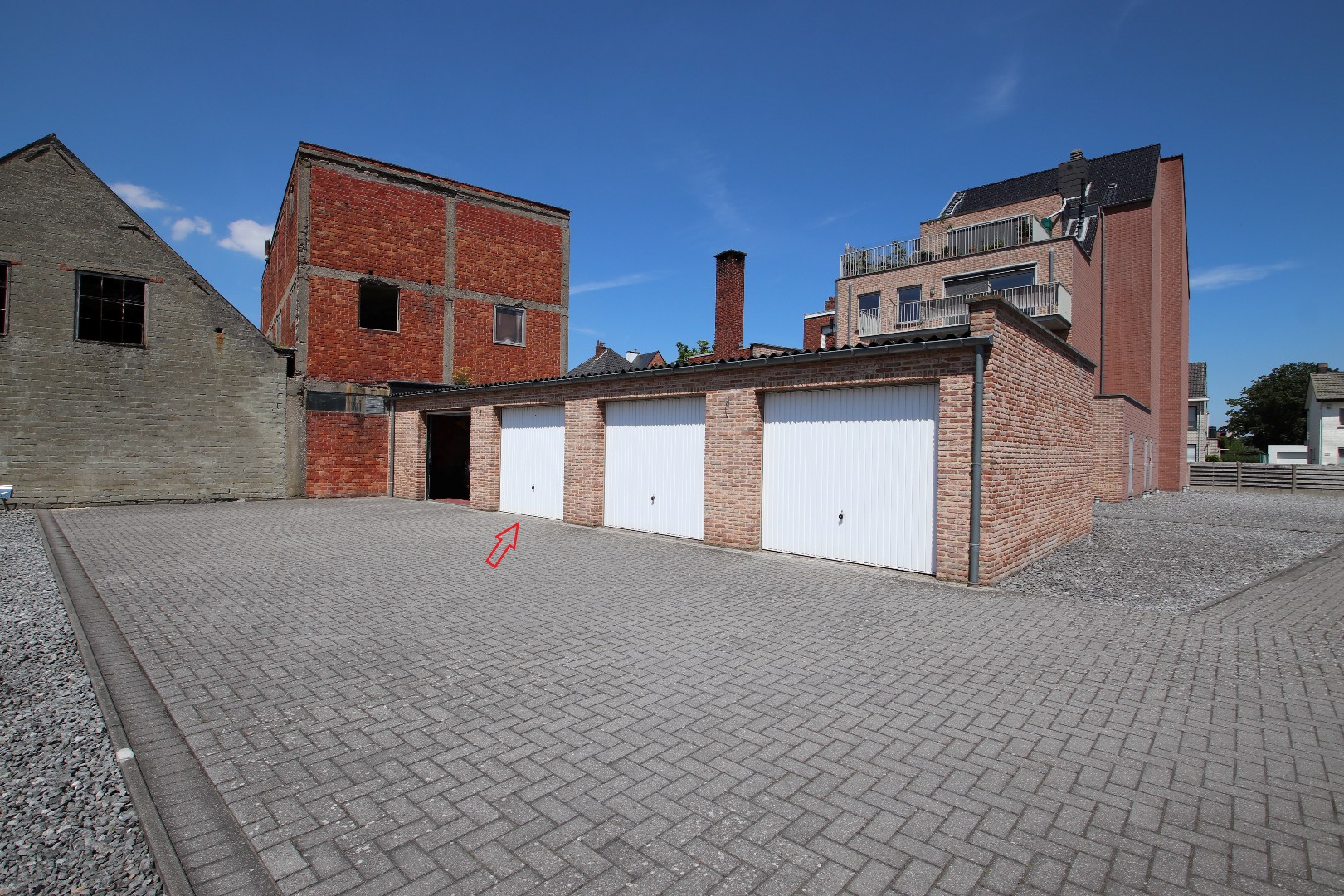 Prachtig, instapklaar appartement met 2 slaapkamers gelegen te centrum Geel 