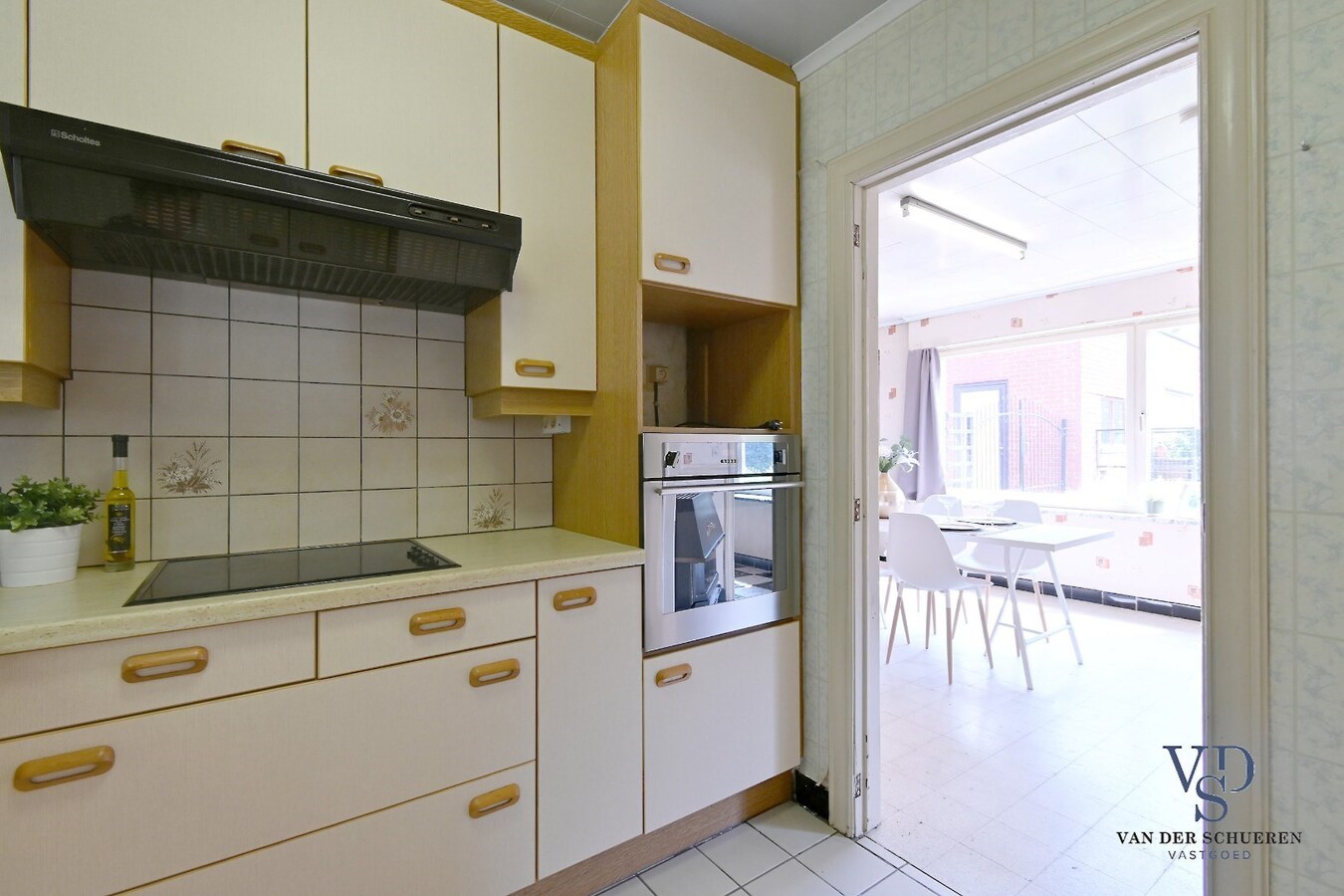 Degelijke eengezinswoning, landelijk gelegen 