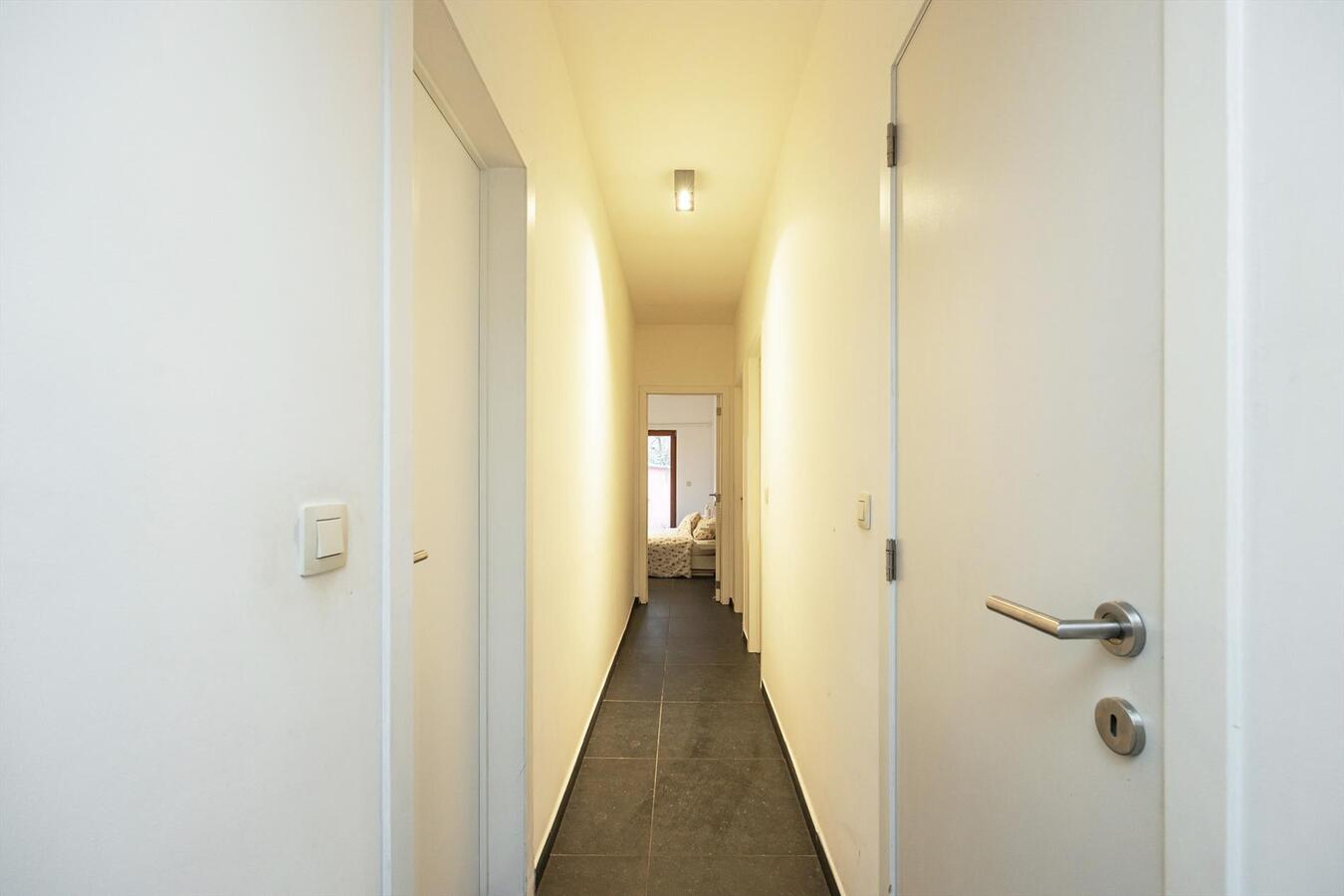 Gerenoveerd gelijkvloers appartement met stadstuin! 