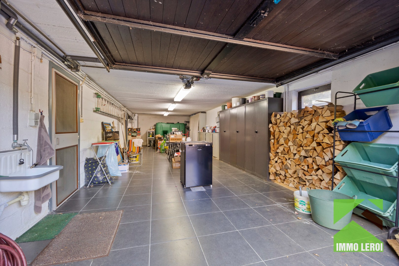Garage met bergruimte