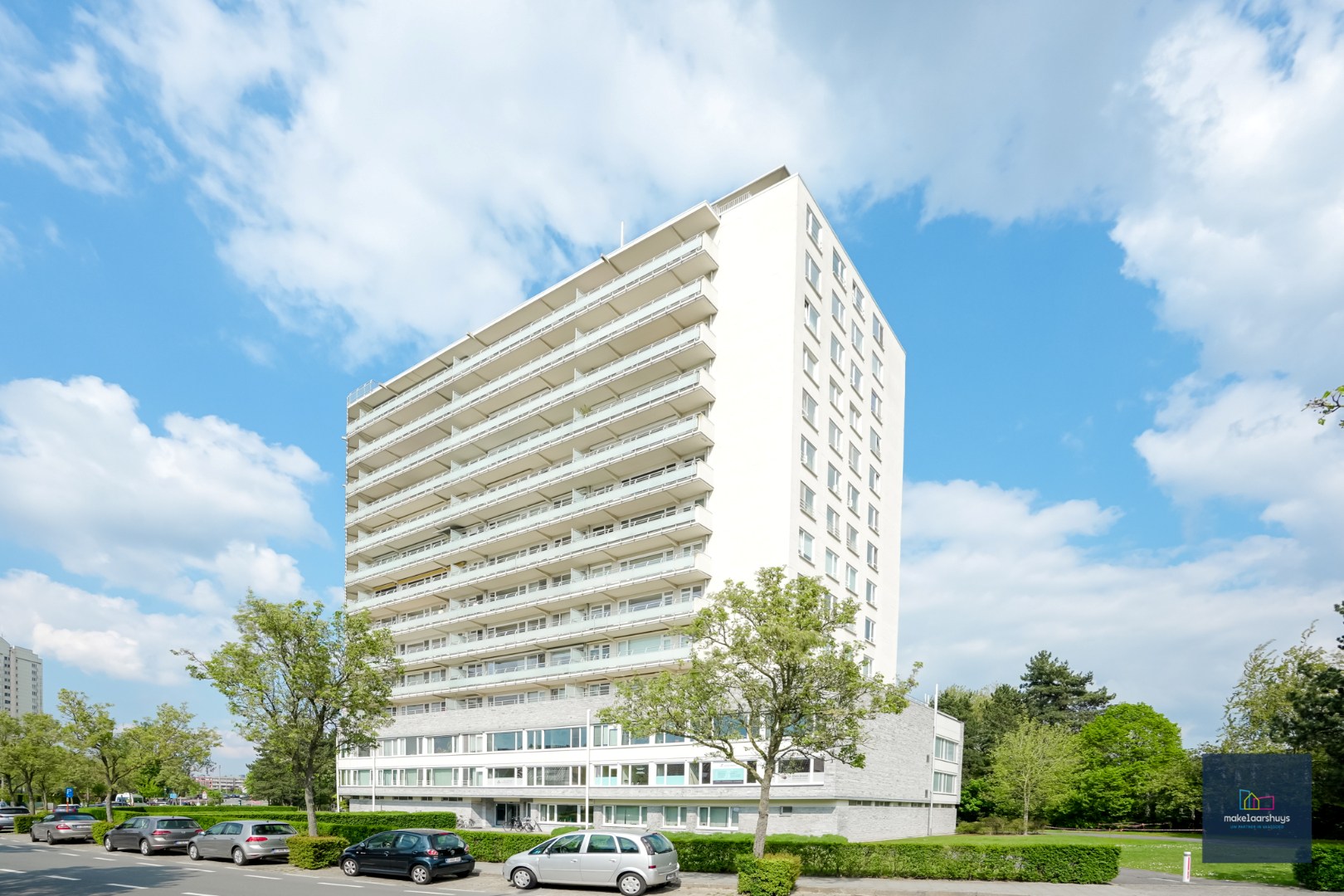 Mooi 3 slaapkamerappartement met  terras en parkeerplaats te Residentie Rijsenberg 
