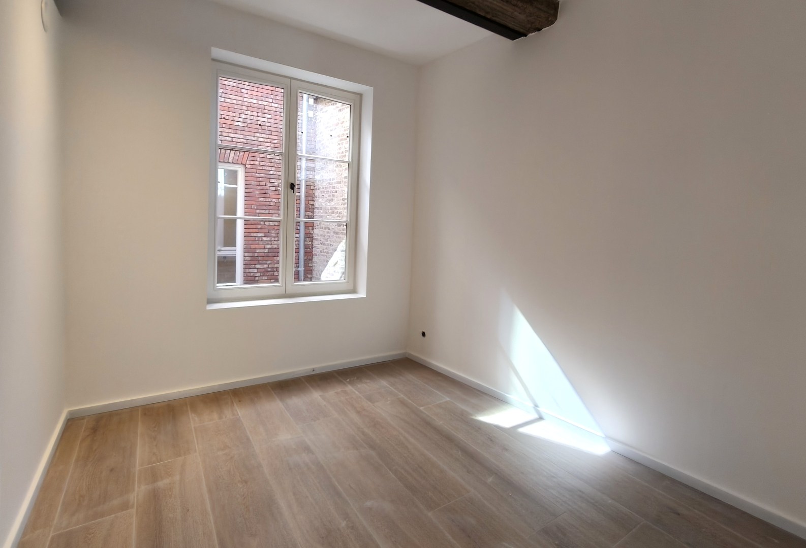 ENERGIEZUINIG APPARTEMENT - GELIJKVLOERS MET TERRAS 