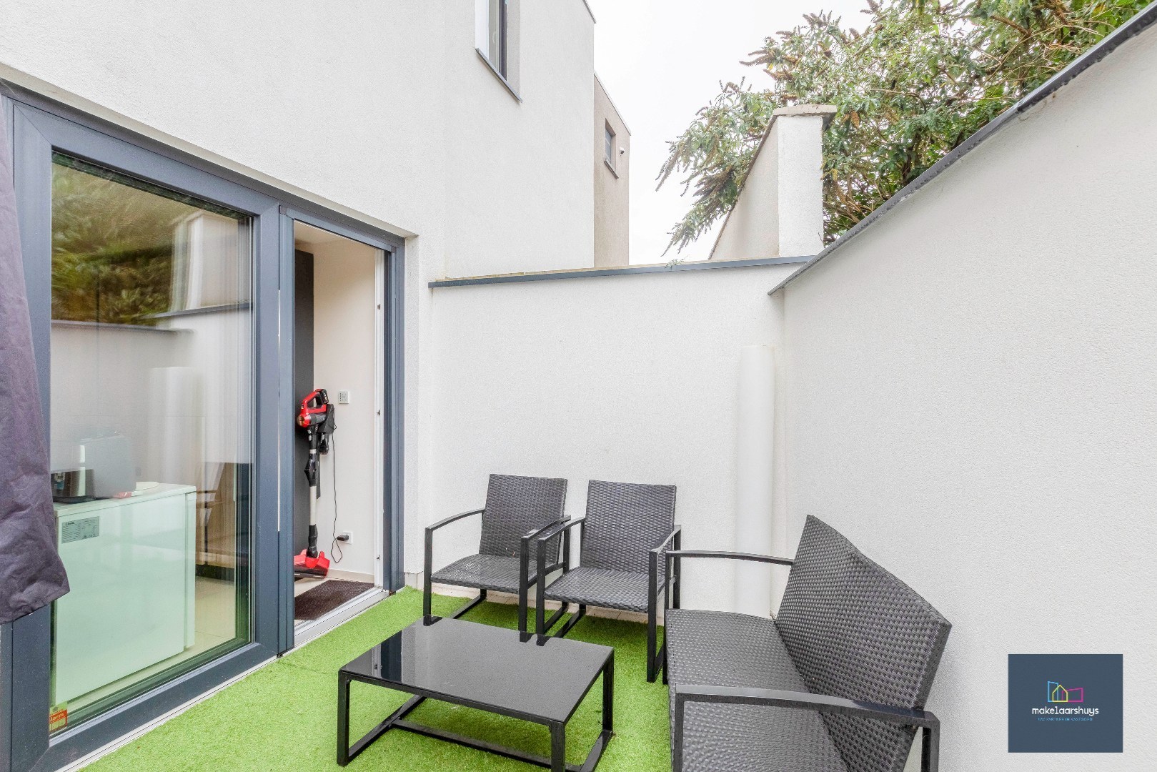 Energiezuinige instapklare woning met 3 slpk nabij centrum Gent 