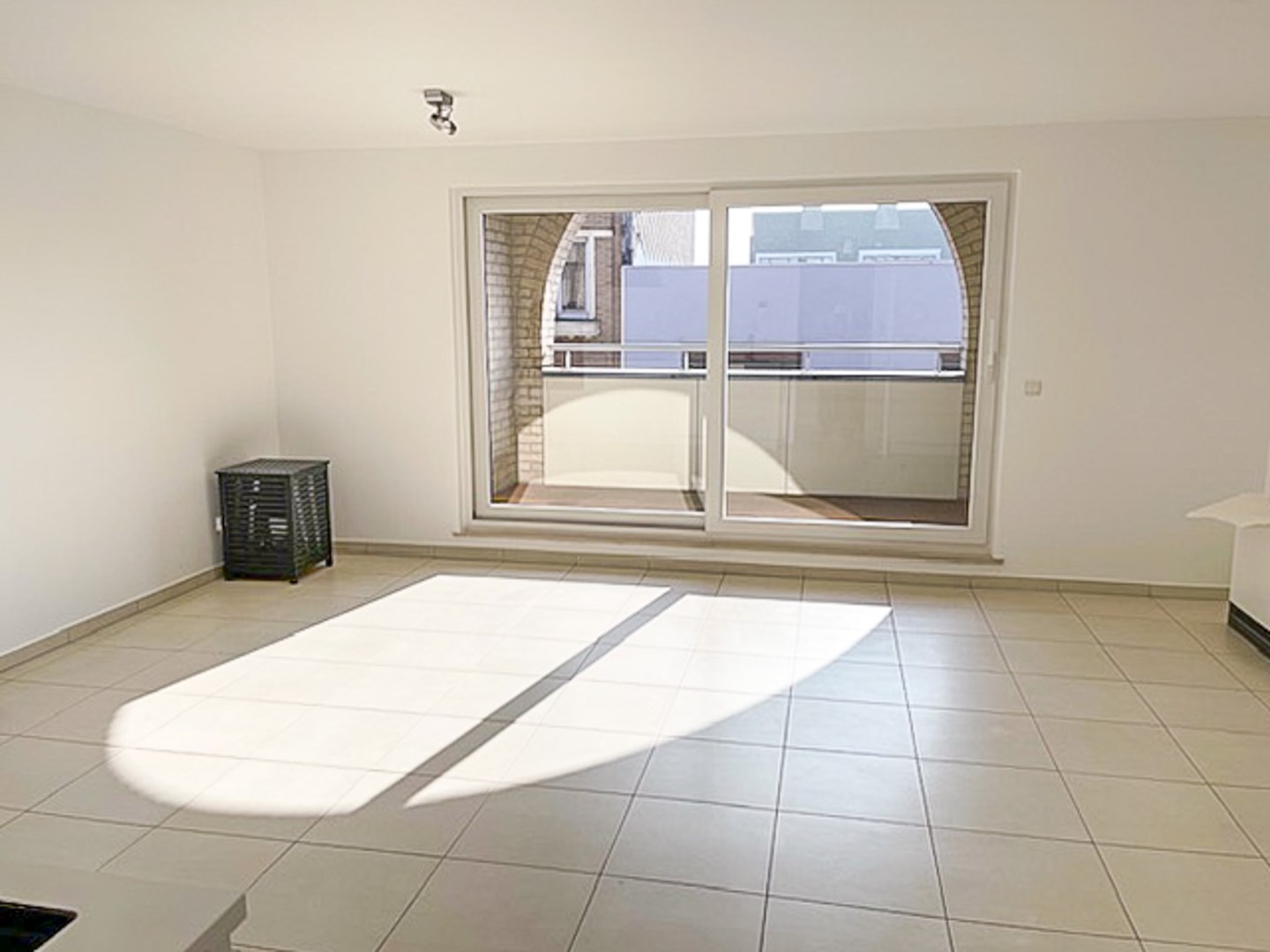 Instapklaar duplexappartement met terras nabij centrum Oostende 