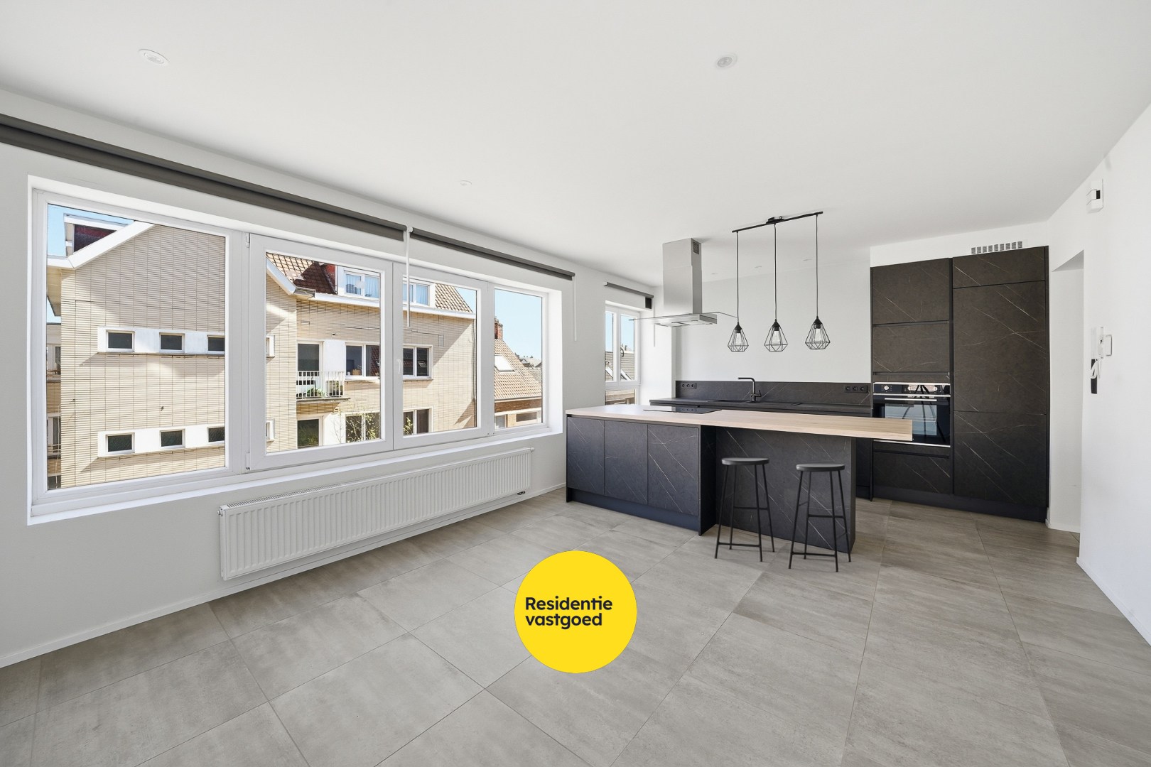 Instapklaar, energiezuinig appartement op topligging in Mariakerke (Oostende) 