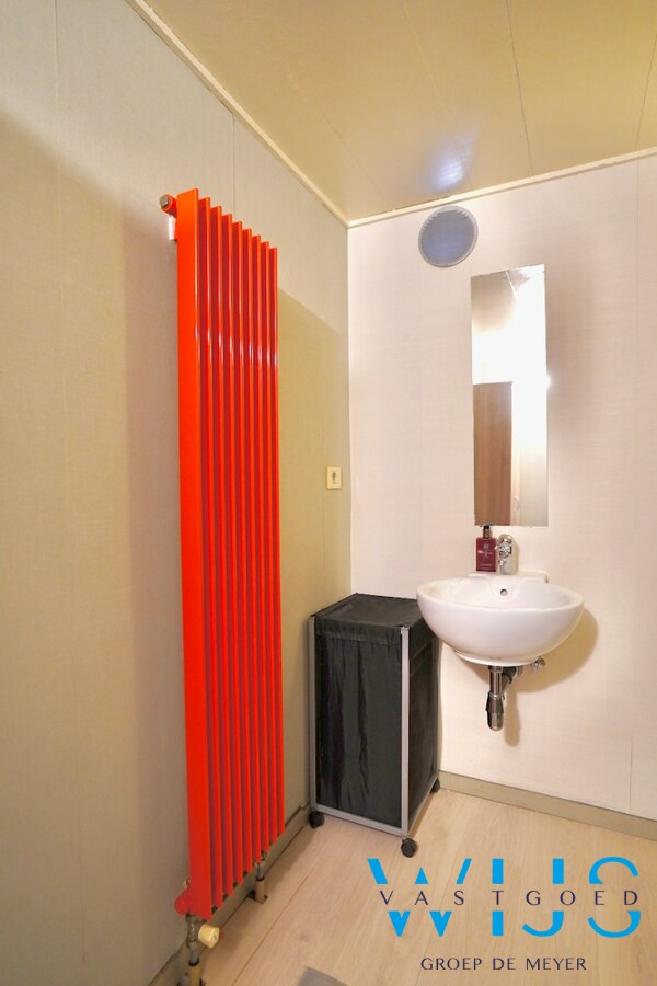Unieke architecturale woning met heerlijke tuin in Watervliet 