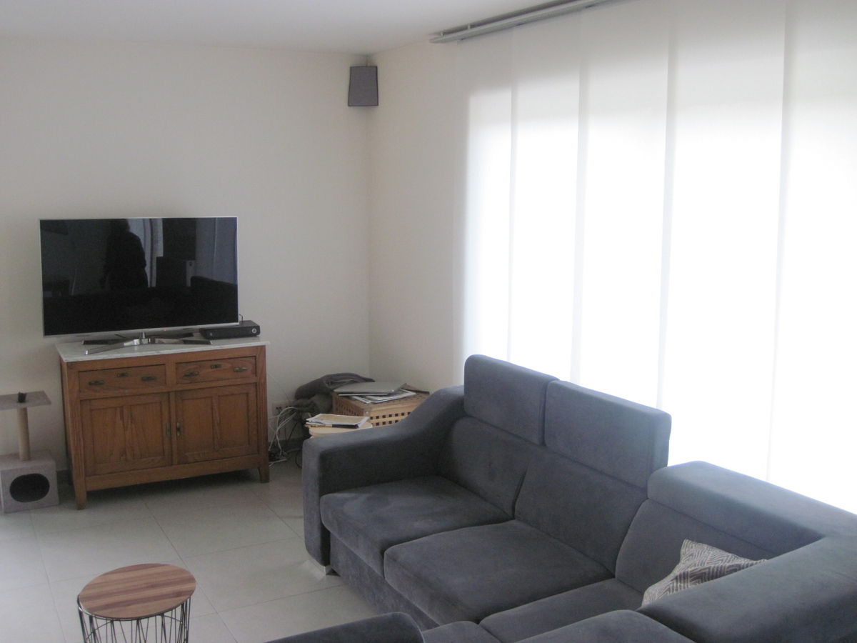 Recente, eigentijdse villa in doodlopende verkaveling ! 