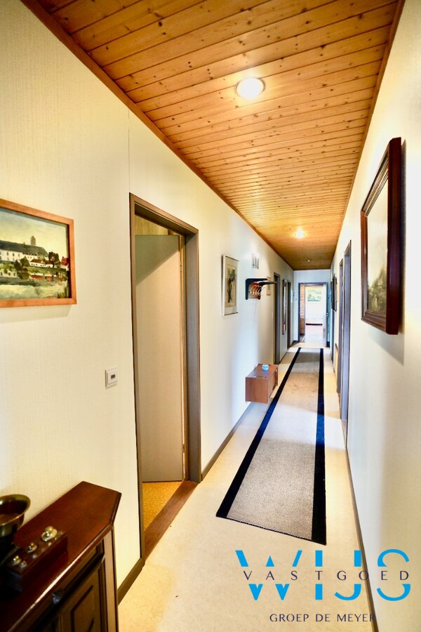 Schitterend woonhuis op een fantastisch perceel van 2859 m² te Drongen ! 