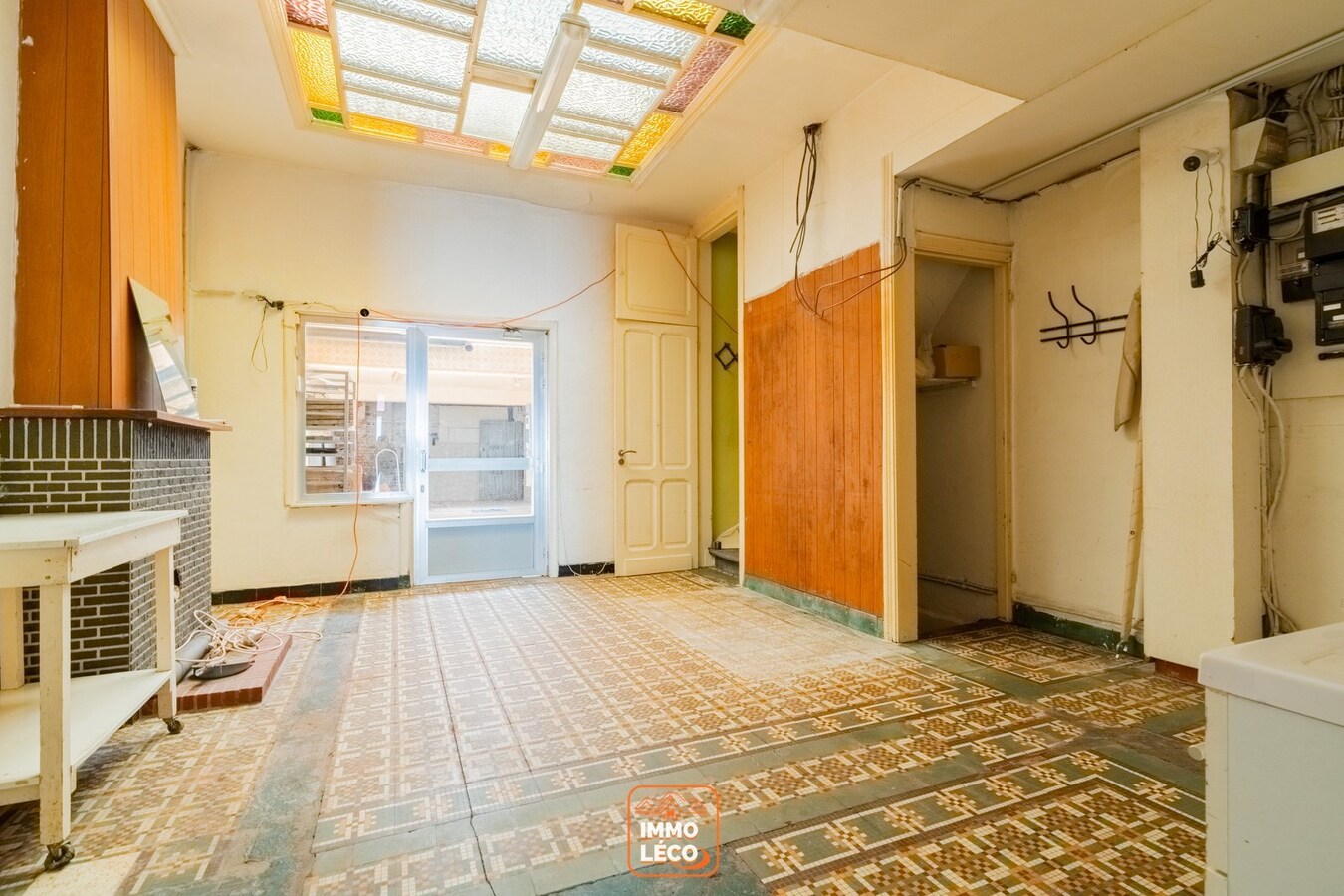 Maison de commerce avec appartement DUPLEX à l'étage, IDEAL INVEST ! 