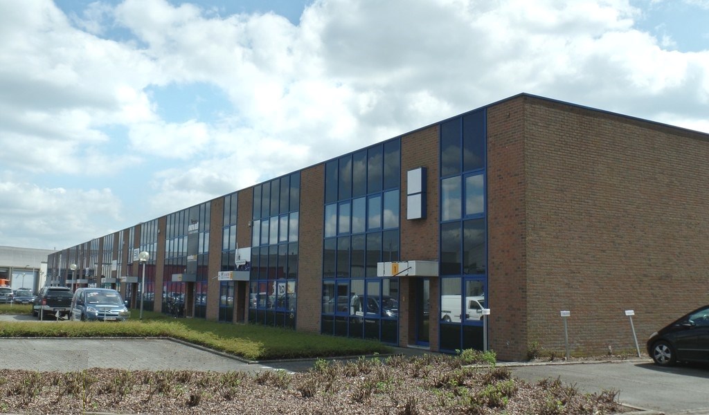 Magazijnen en kantoren te huur in Kontich