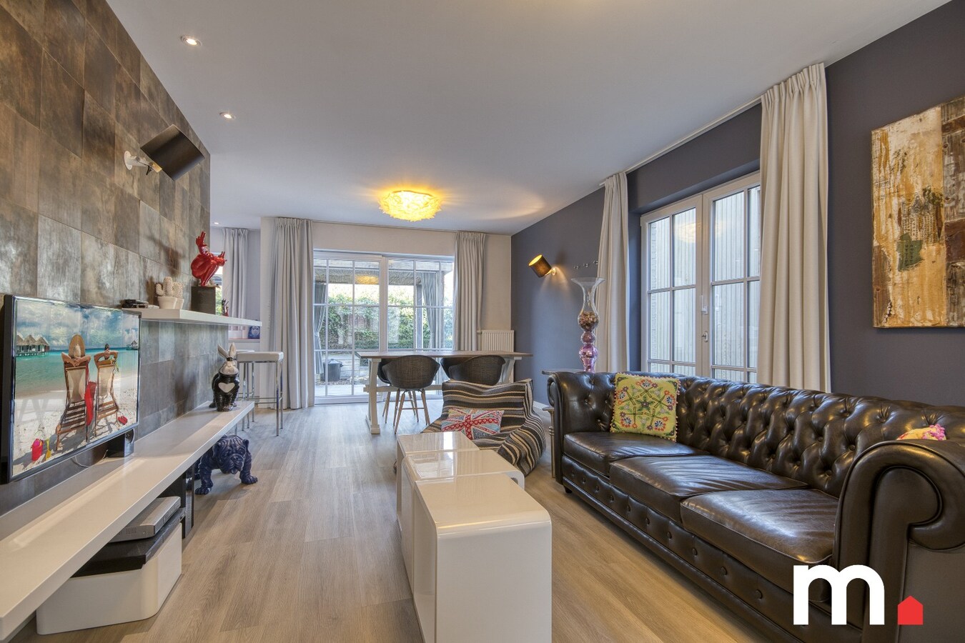 Charmante instapklare woning met zwembad te koop in Moorslede. UNIEKE KANS ! 