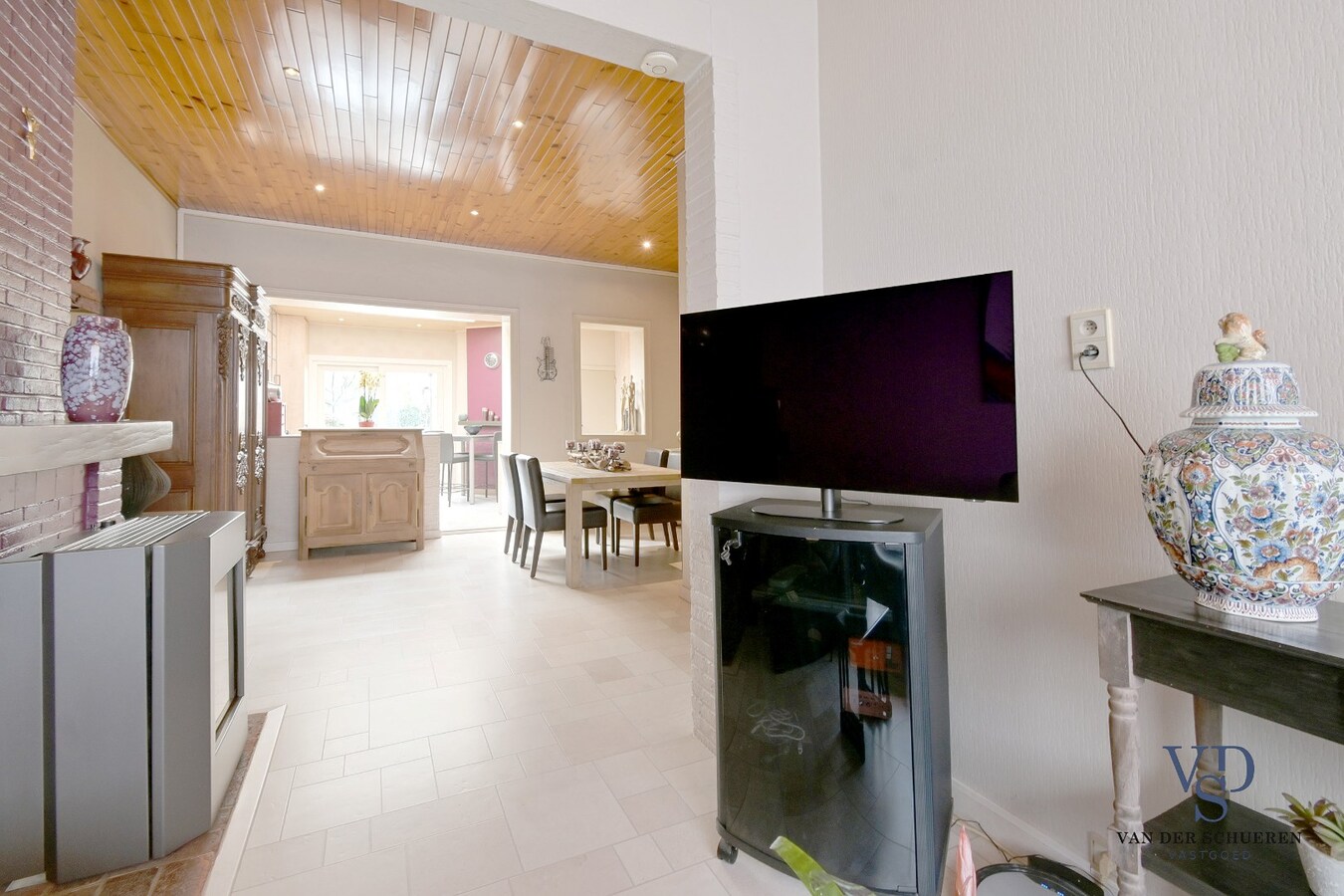 Verzorgde, perfect onderhouden woning. 