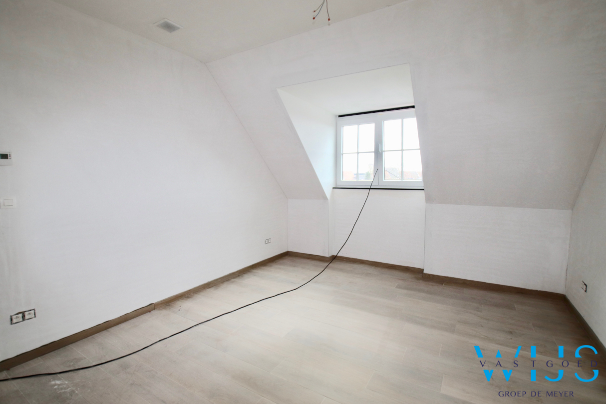 Instapklaar appartement met 2 slaapkamers &amp; terras te ASSENEDE ! 