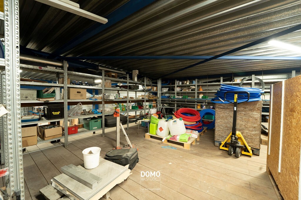 Industriehal op een perceeloppervervlakte van 28 are te Halen - bruikbare vloeroppervlakte 580m² 