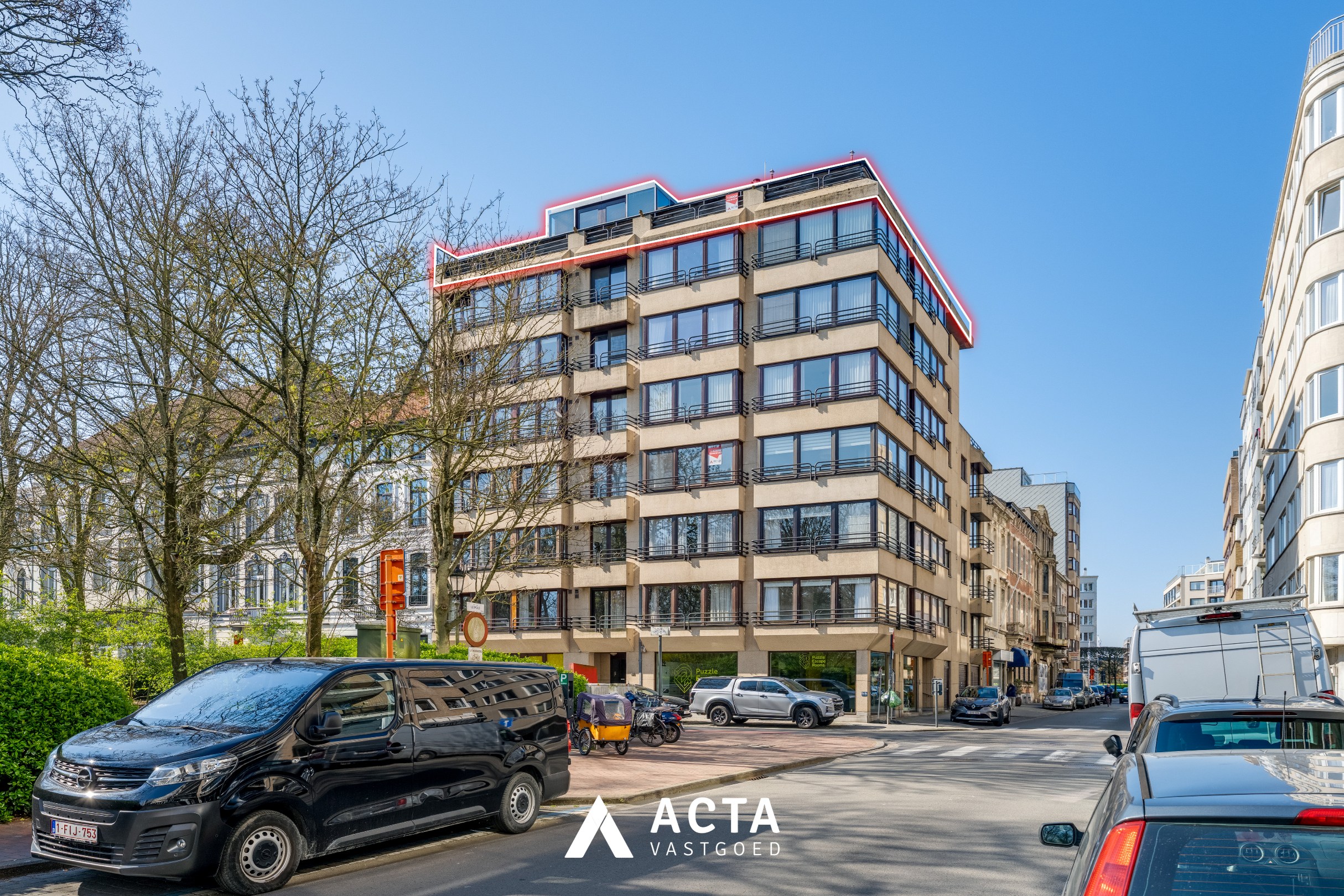 Luxueus dakappartement met 3 slaapkamers en panoramische terrassen in hartje Oostende 