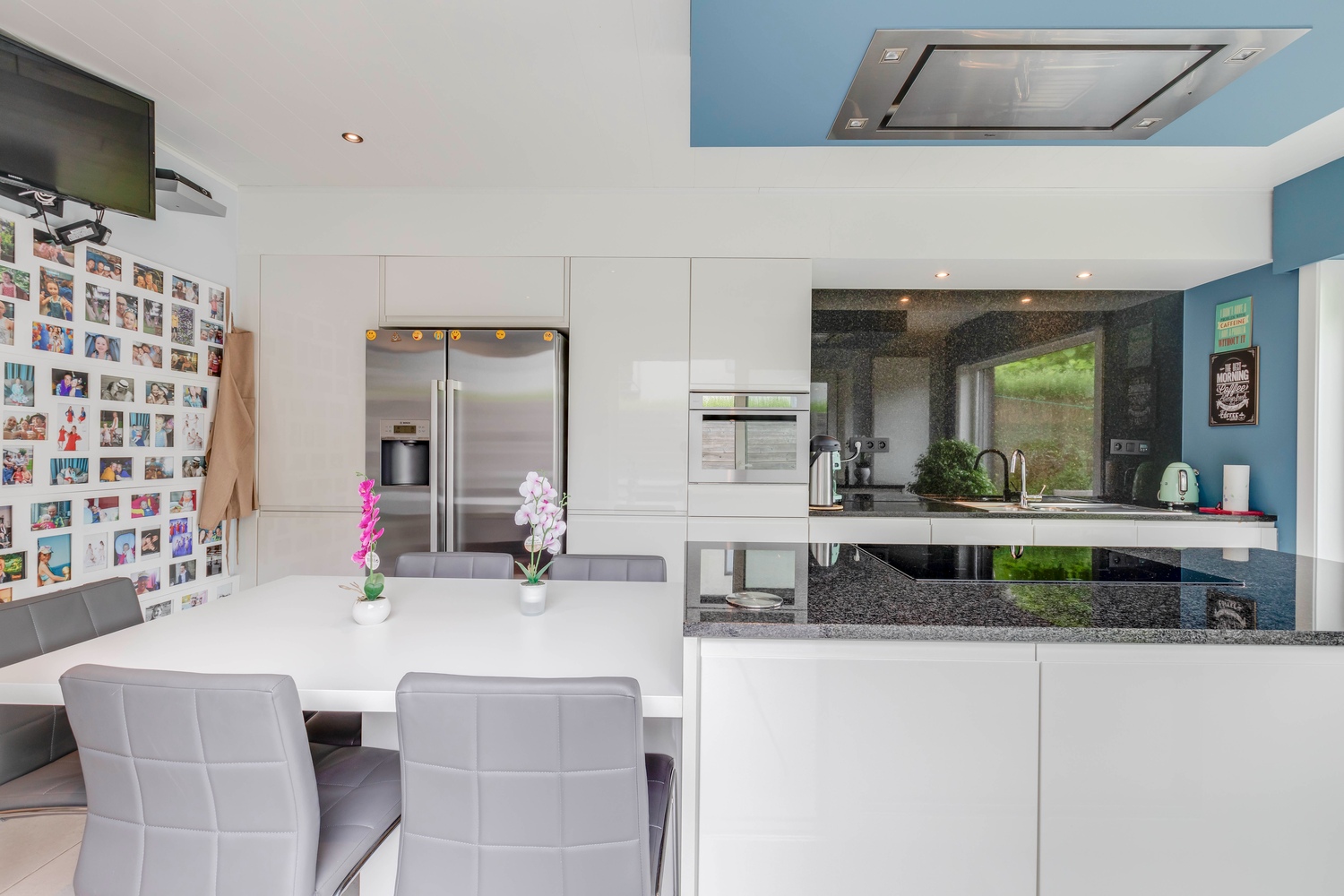 Subliem gelegen, recent gebouwde woning te Aalst. 