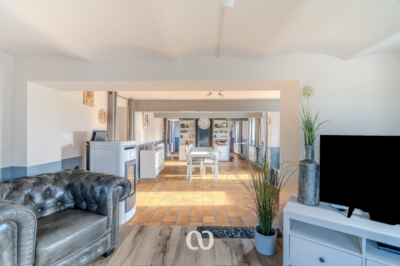 Prachtig gelegen villa met zwembad 