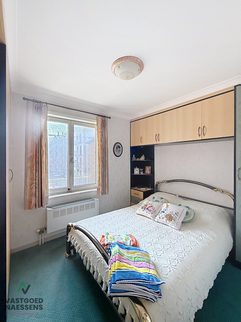 APPARTEMENT DE 2 CHAMBRES À RÉNOVER AVEC VUE SUR MER - POSSIBILITÉ DE GARAGE 