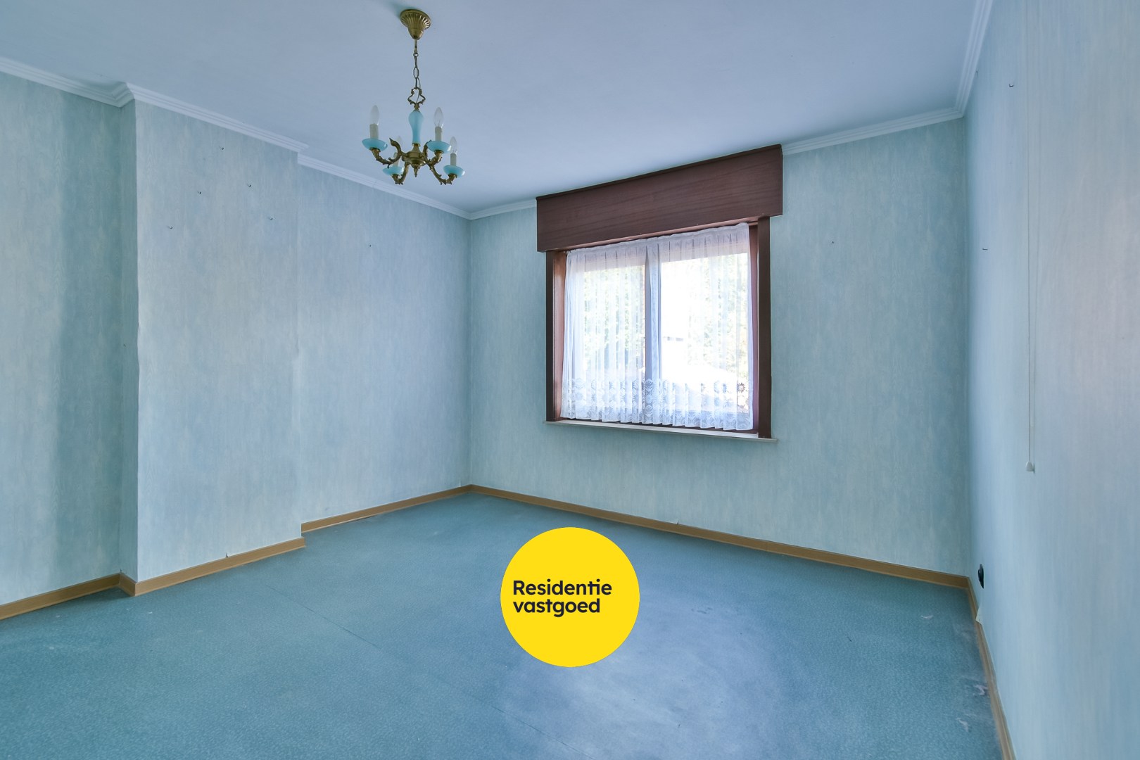 Te renoveren halfopen bebouwing in Kortemark! 