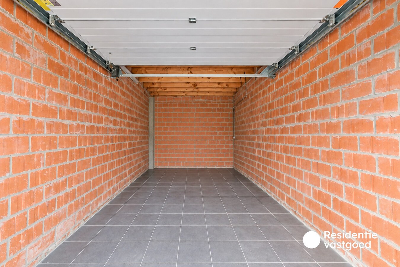 Te koop garage box - Torhout