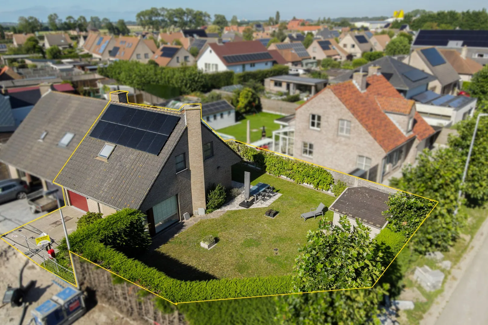 Instapklare halfopen bebouwing met 3 slaapkamers op rustige ligging te Snaaskerke
