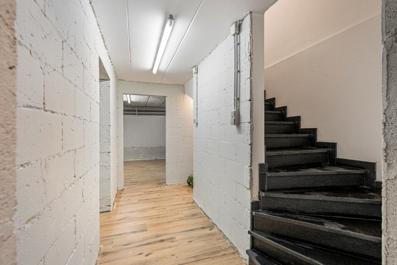 UNIEK VASTGOEDAANBOD! Kwaliteitsvolle pastorijwoning met duurzame technieken en uitzonderlijk wooncomfort 