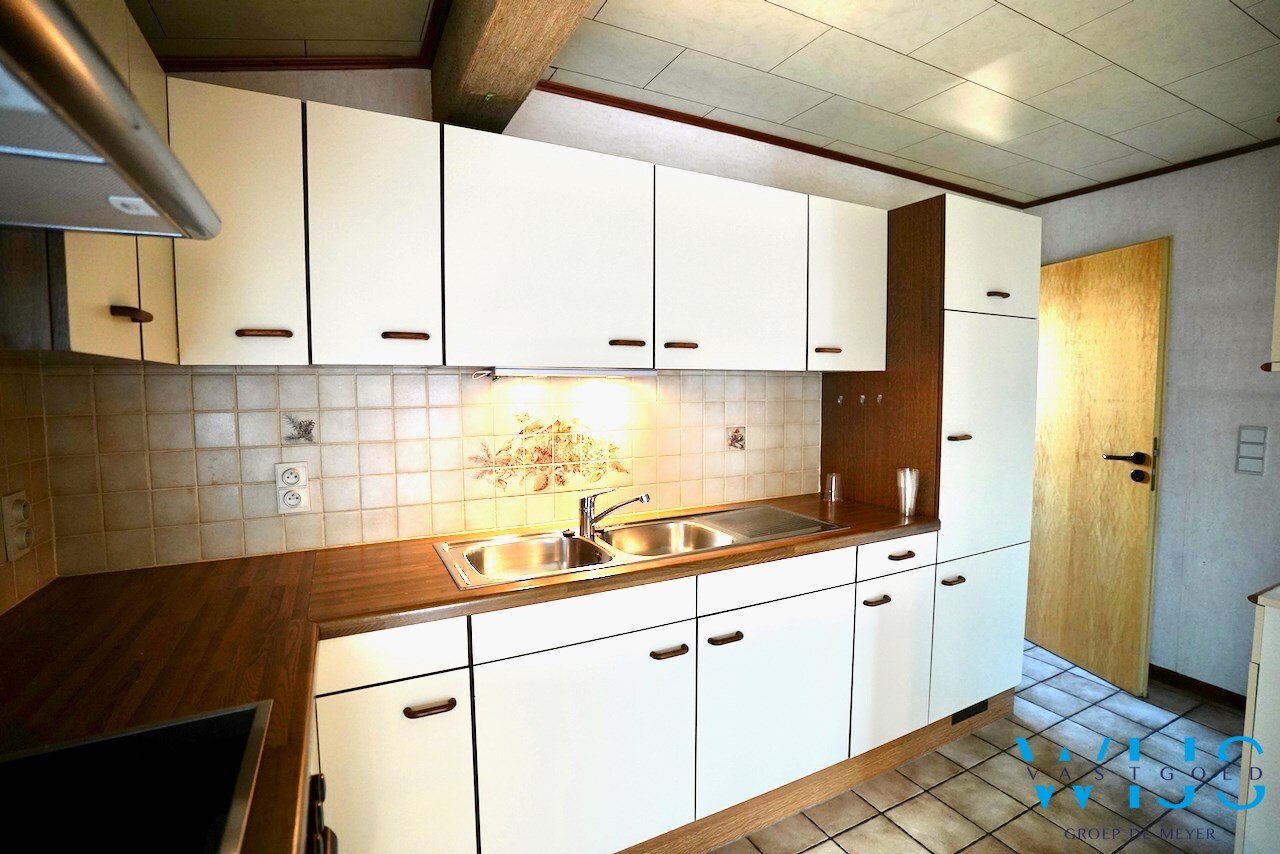 Enorm goed gelegen bungalow op 668 m² te Ertvelde ! 