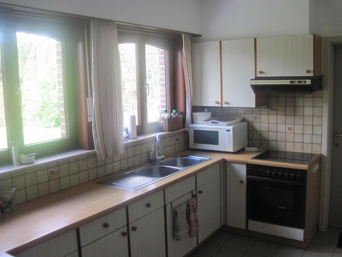 Tijdloze villa in rustige straat. Groene omgeving én toch overal vlakbij. 