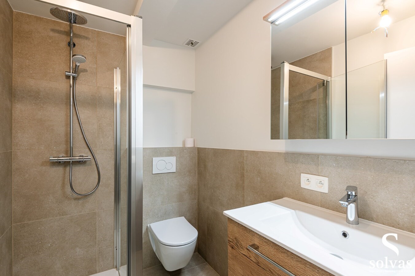 Gerenoveerd appartement aan Station 