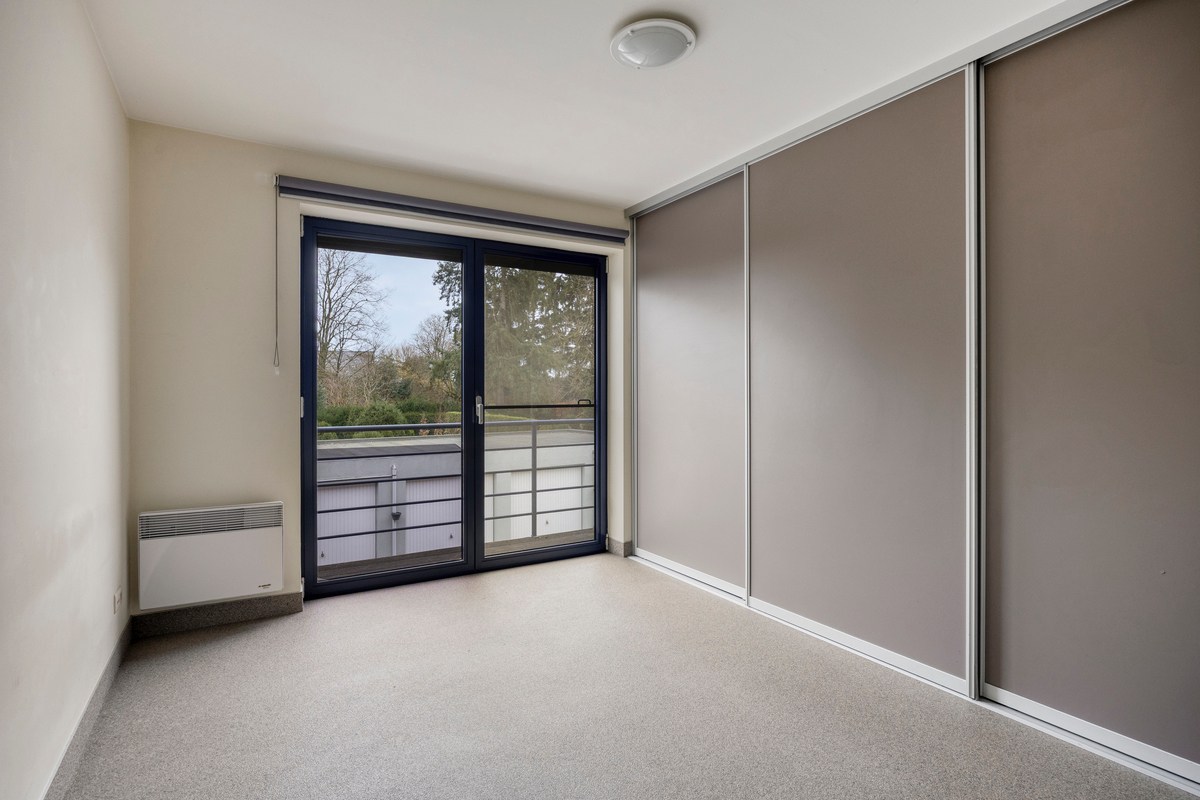 Instapklaar appartement met 2 slpk., staanplaats en berging in Tessenderlo-Schoot 