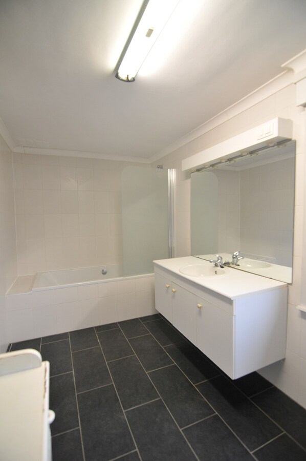 Ruime woning met 3 slaapkamers en tuin 