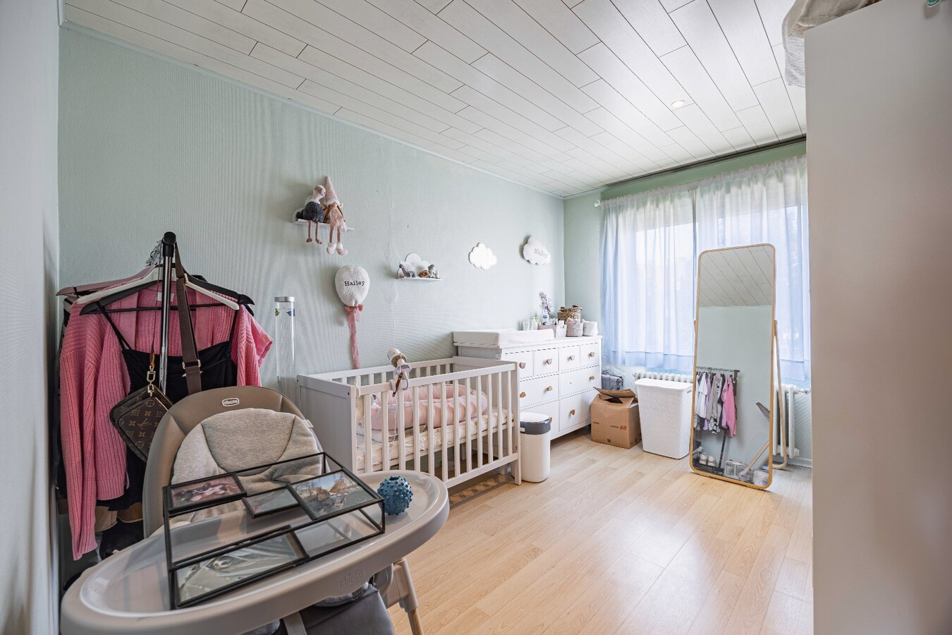 Ruim en energiezuinig appartement met 3 slaapkamers, ruim terras en privatief tuingebruik 