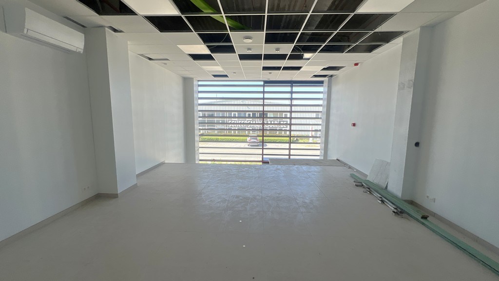 Nieuwbouw magazijnen te huur in Durmakker te Evergem