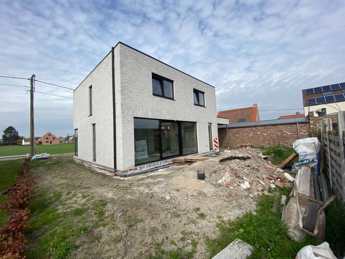 Vrijstaande nieuwbouwwoning met landelijke vergezichten 