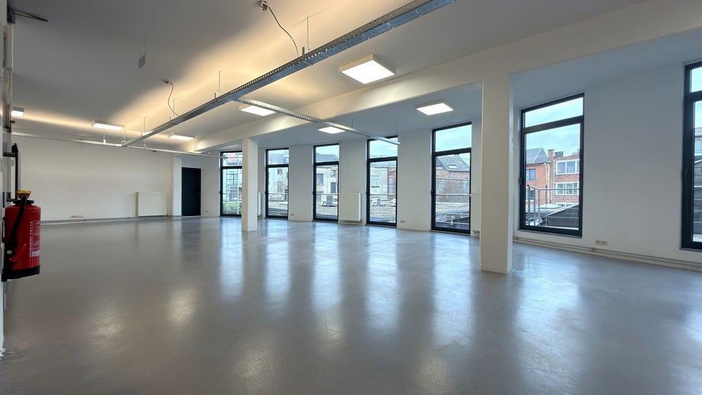 Kantoor met terras te huur aan het Zuid in Antwerpen