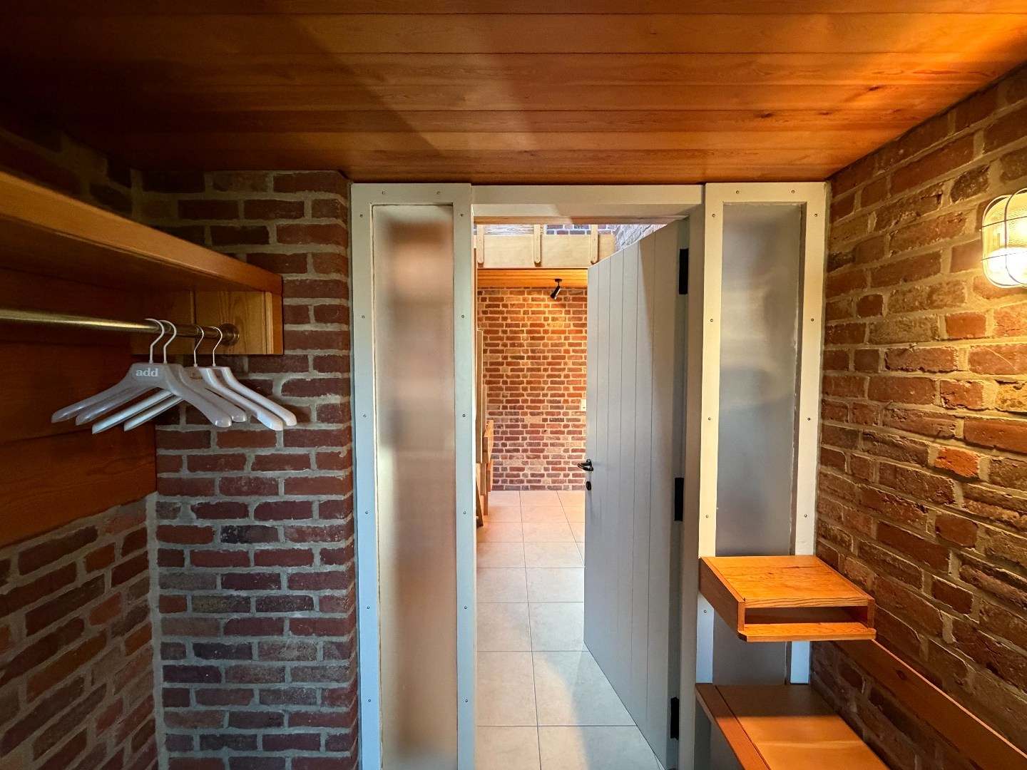 Ruime alleenstaande woning te huur met 3 slaapkamers, garage en tuin – Olmenlaan 99, Zulte 