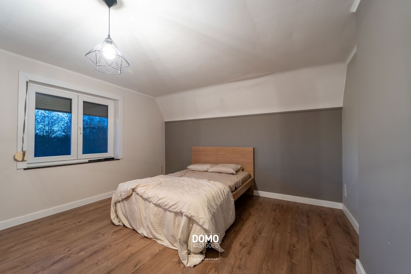 RUSTIG GELEGEN WONING MET 2 (TOT 3) SLAAPKAMERS EN GROTE TUIN OP EEN PERCEEL VAN 19A36CA TE HERK-DE-STAD 