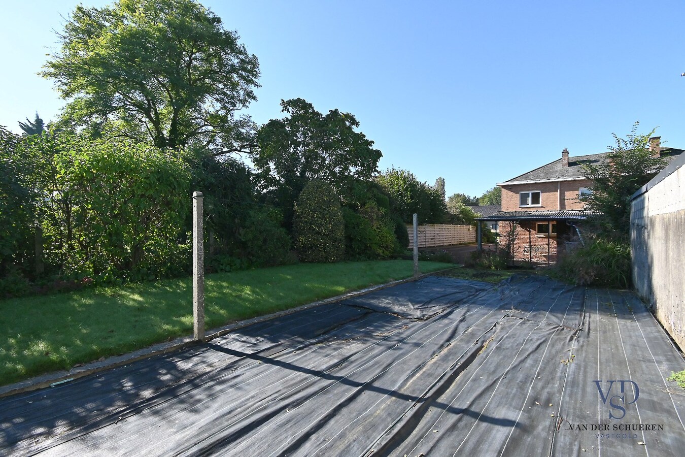 Degelijke Half Open Bebouwing 