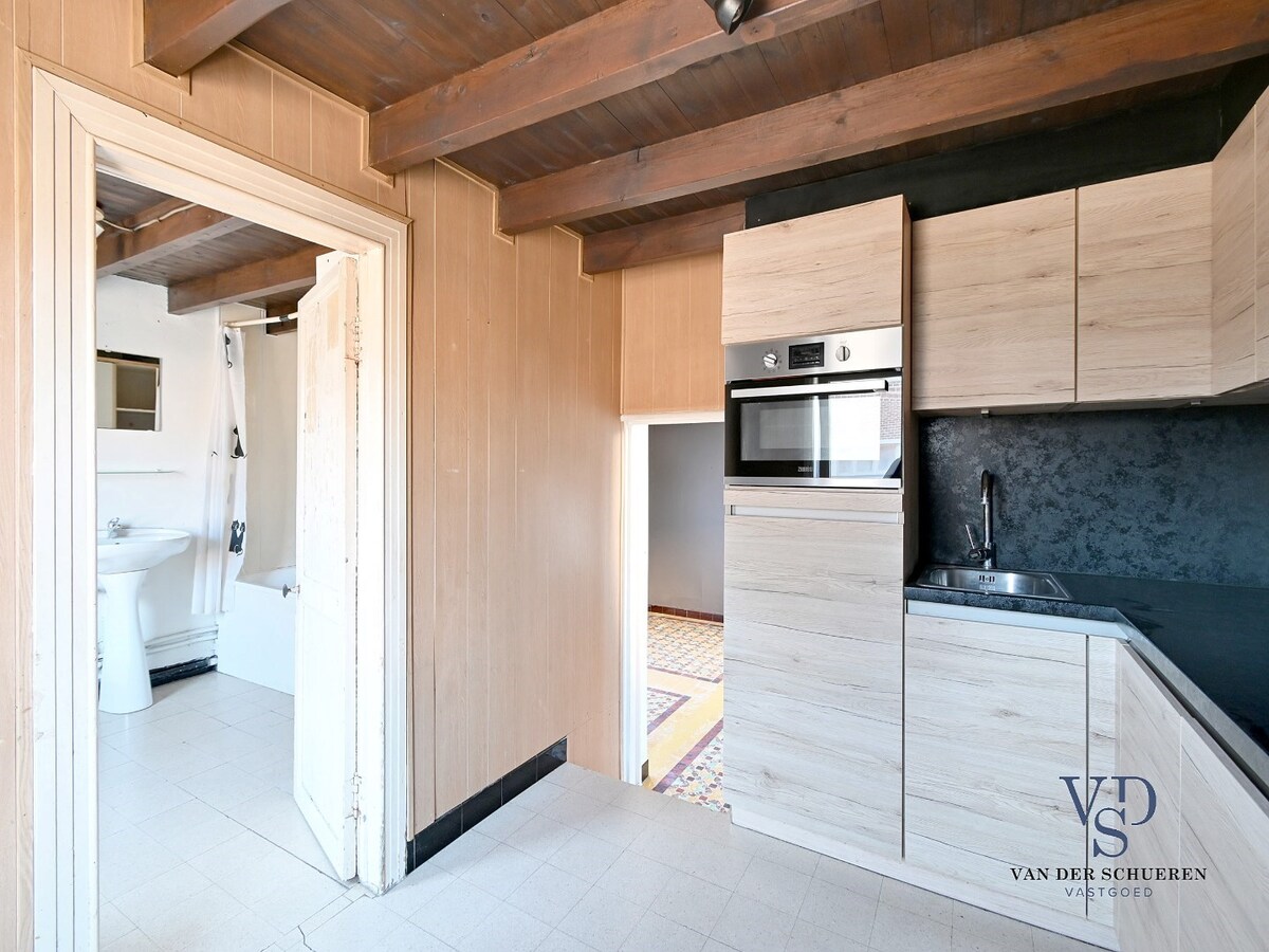 Half Open Bebouwing, met afzonderlijke tuin. 