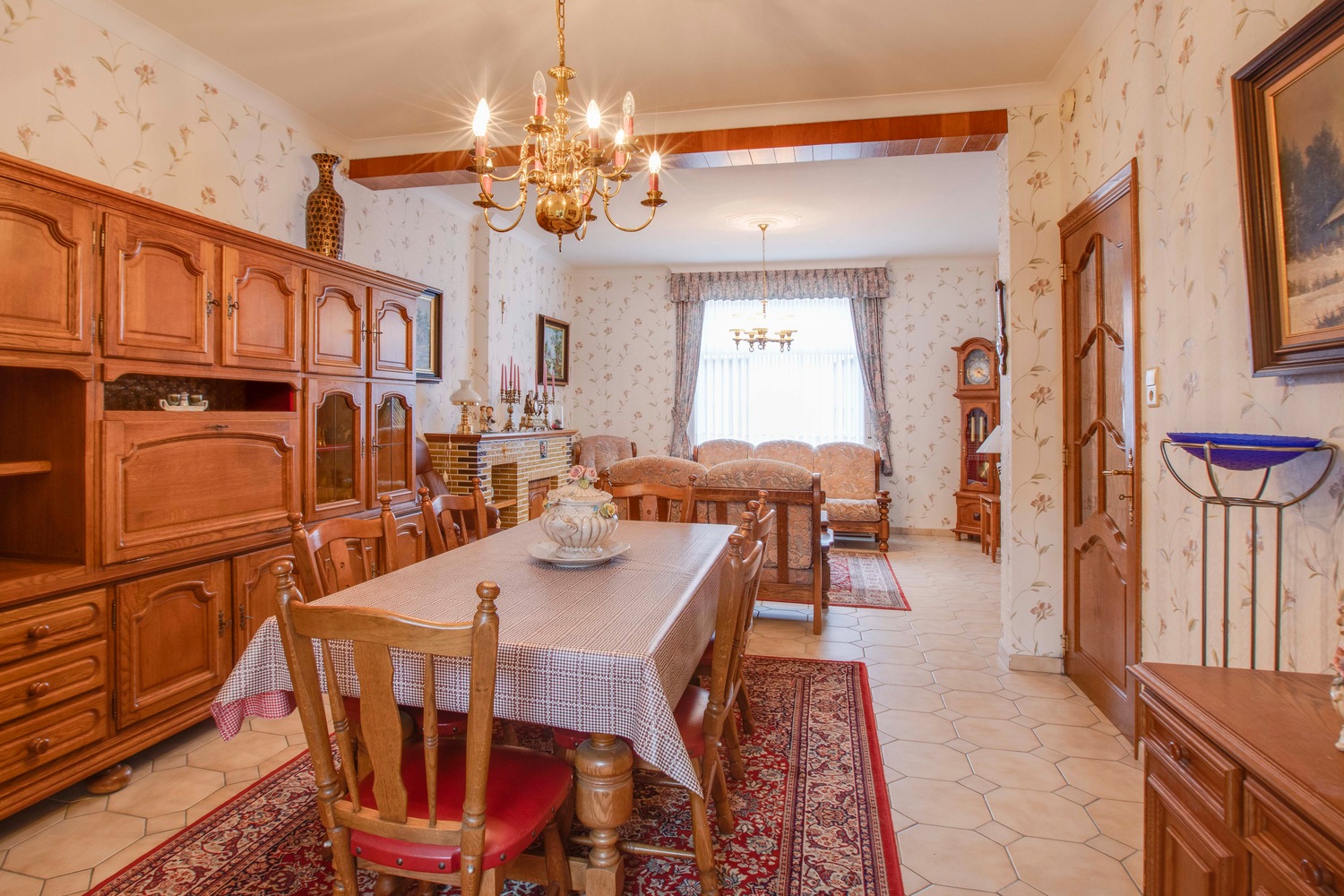 Herenwoning met 3 slpks op een perceel van 7a 42 ca Herzele 