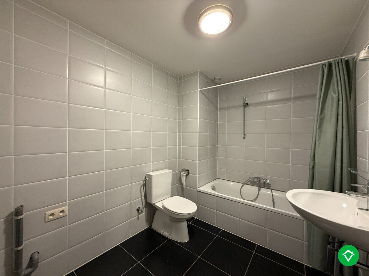 Duplexappartement met twee slaapkamers, zonneterras en parking te Moorslede 