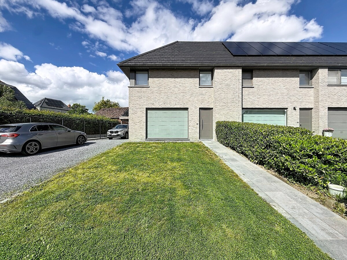 Te huur woning - Lievegem