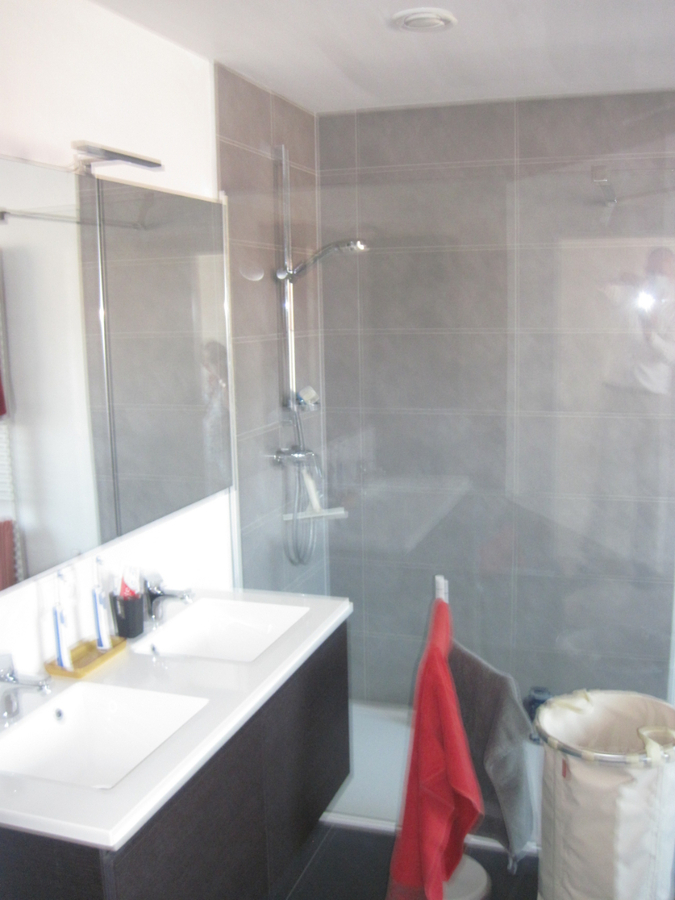 Ruime, energiezuinige gezinswoning met aangename tuin. 