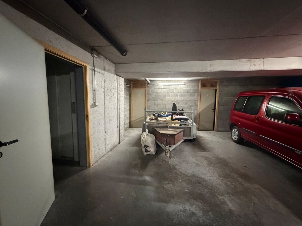 Ruim appartement met 2 terrassen nabij de Schelde. 