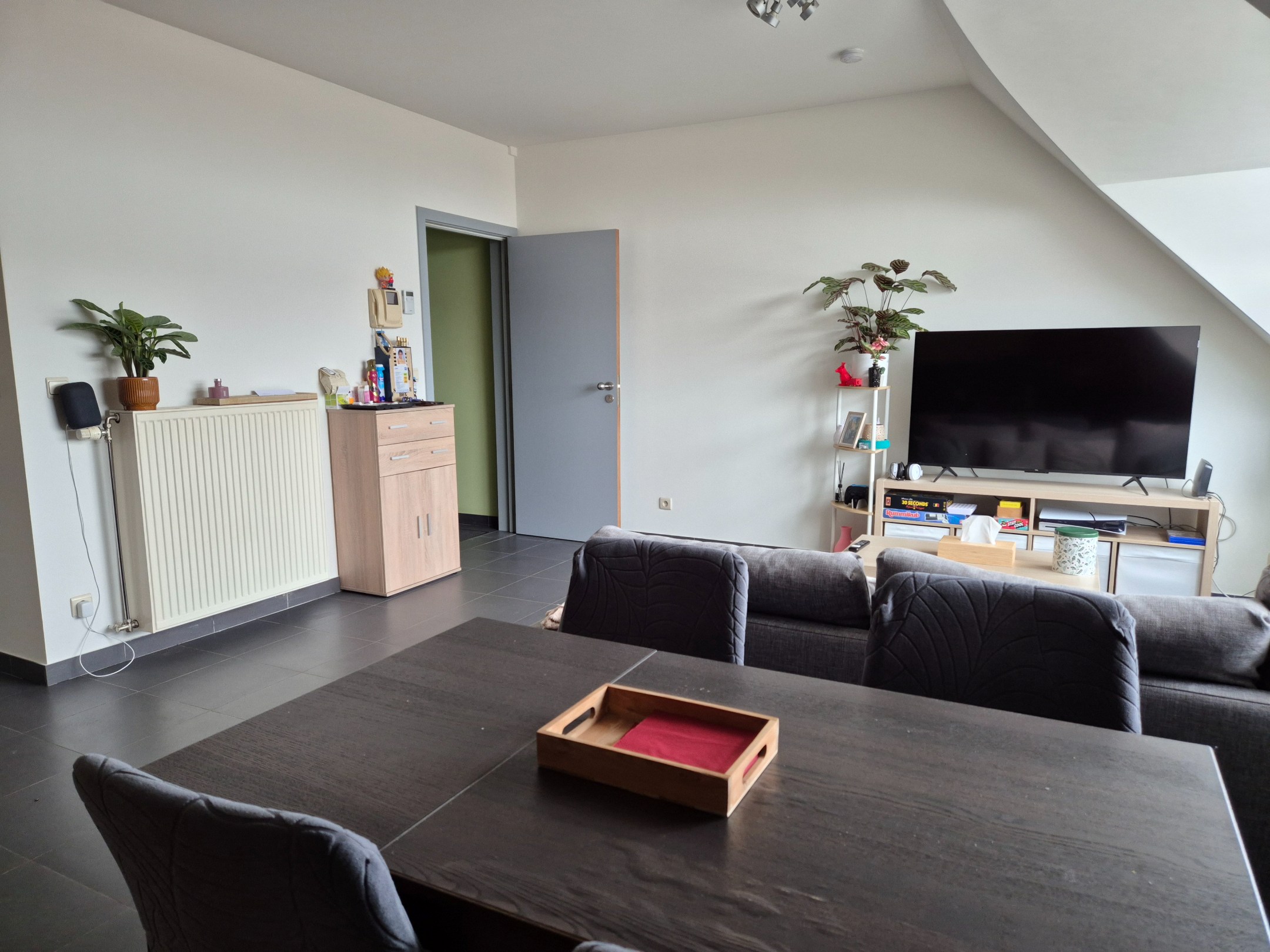 Appartement met 1 slaapkamer en garage. 