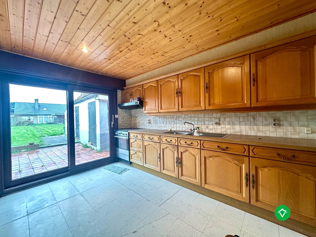 Rijwoning in het centrum van Koekelare met mogelijkheden 