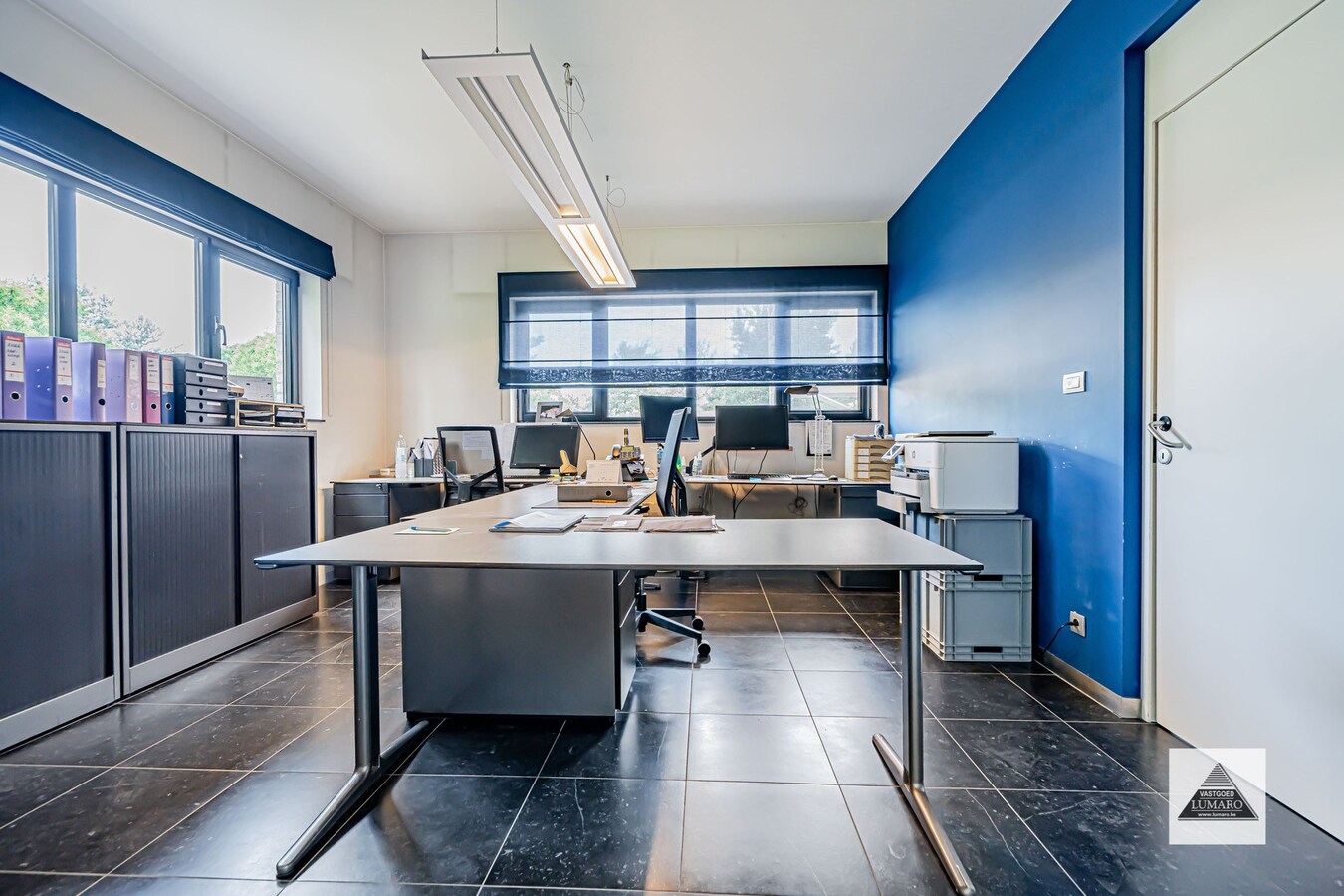 Industriegebouw 770m² met kantoren en woonst - perceel 45a 